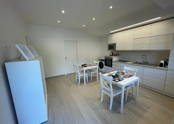 Bed & Breakfast San Luca 3*