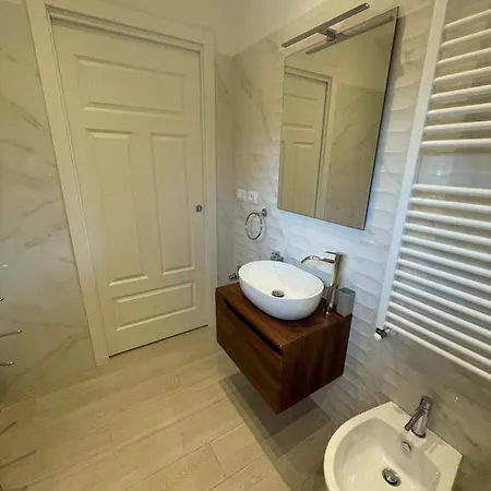 Oda ve Kahvaltı San Luca Bolonya